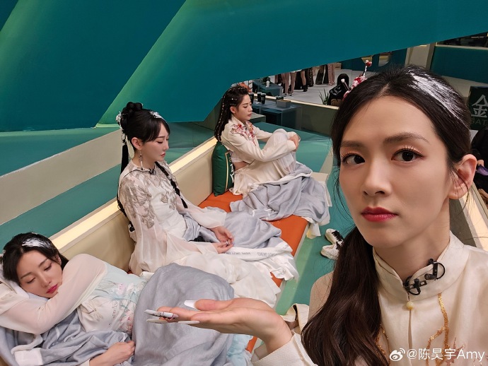 陈丽君、陈昊宇