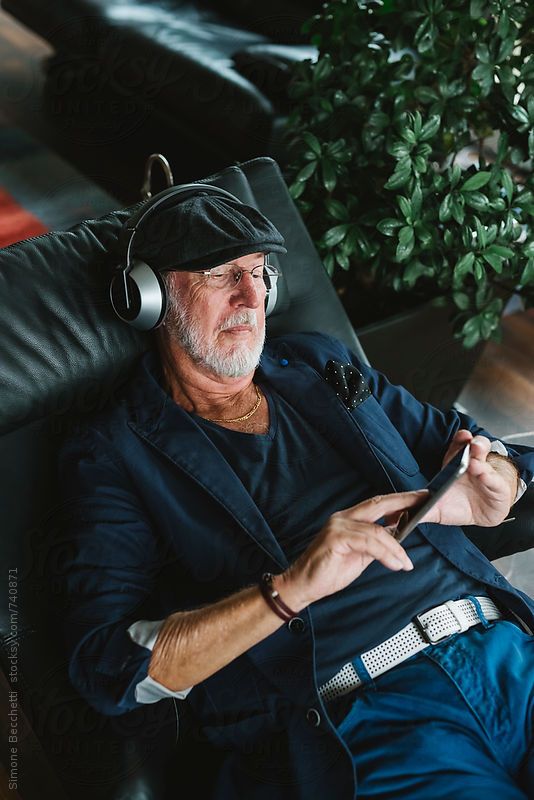 蓝牙耳机或音响