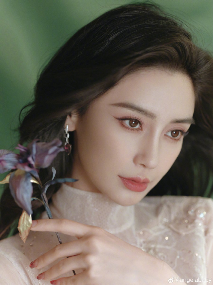 Angelababy