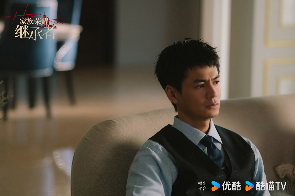 罗子溢 饰 丘智斌