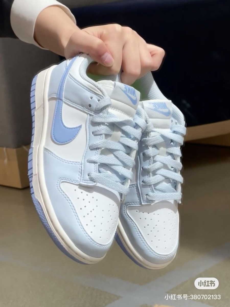 NIKE DUNK LOW 冰蓝色