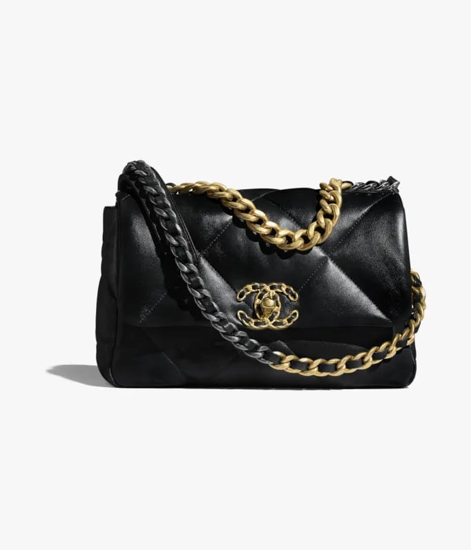 5. 香奈儿19 Bag