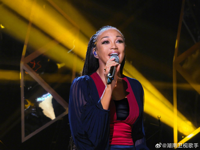 Chanté Moore