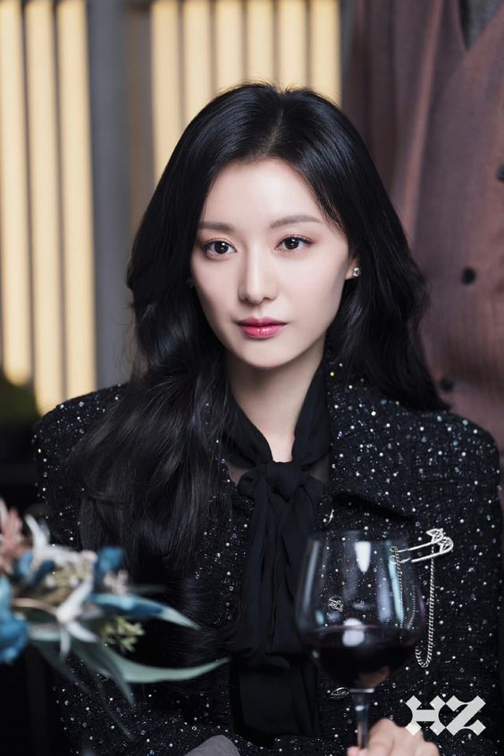 金智媛以公司名义购入大楼