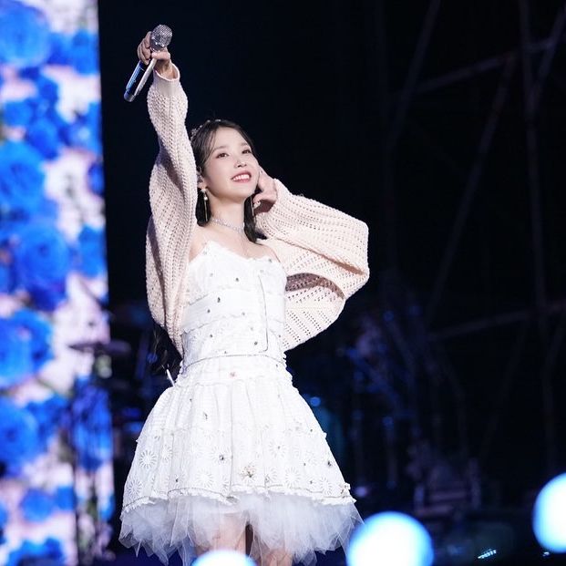 IU 的圈内好人缘人尽皆知