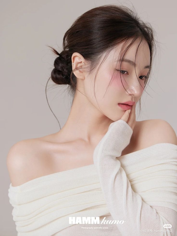 7. 使用美白产品:
