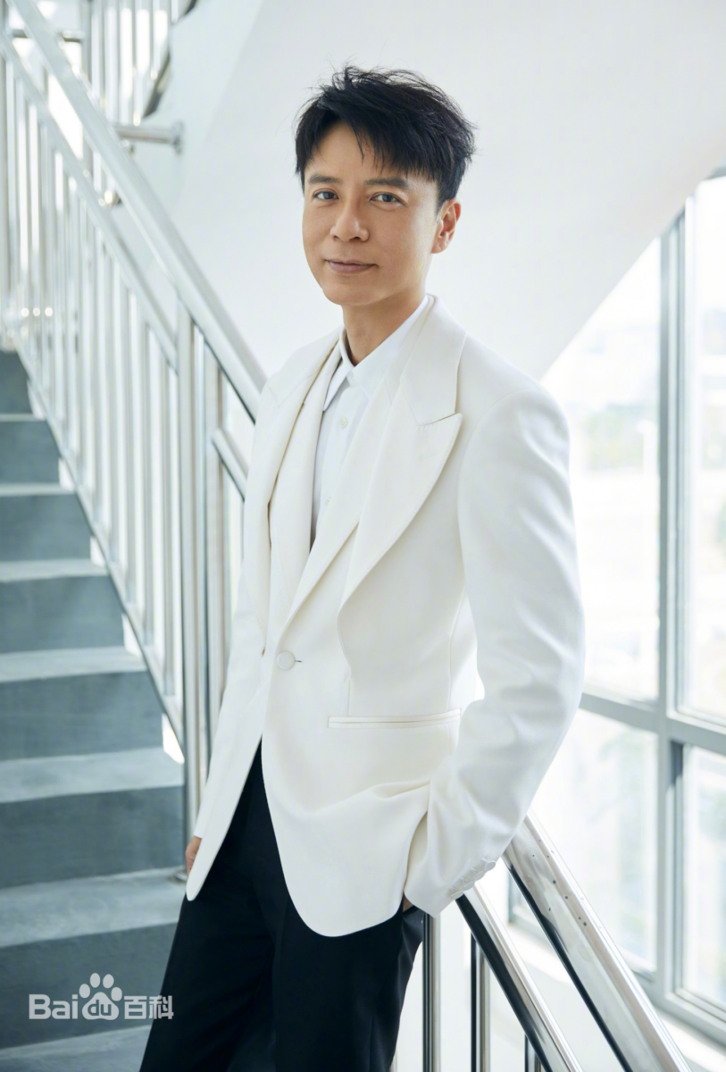1)李克勤
