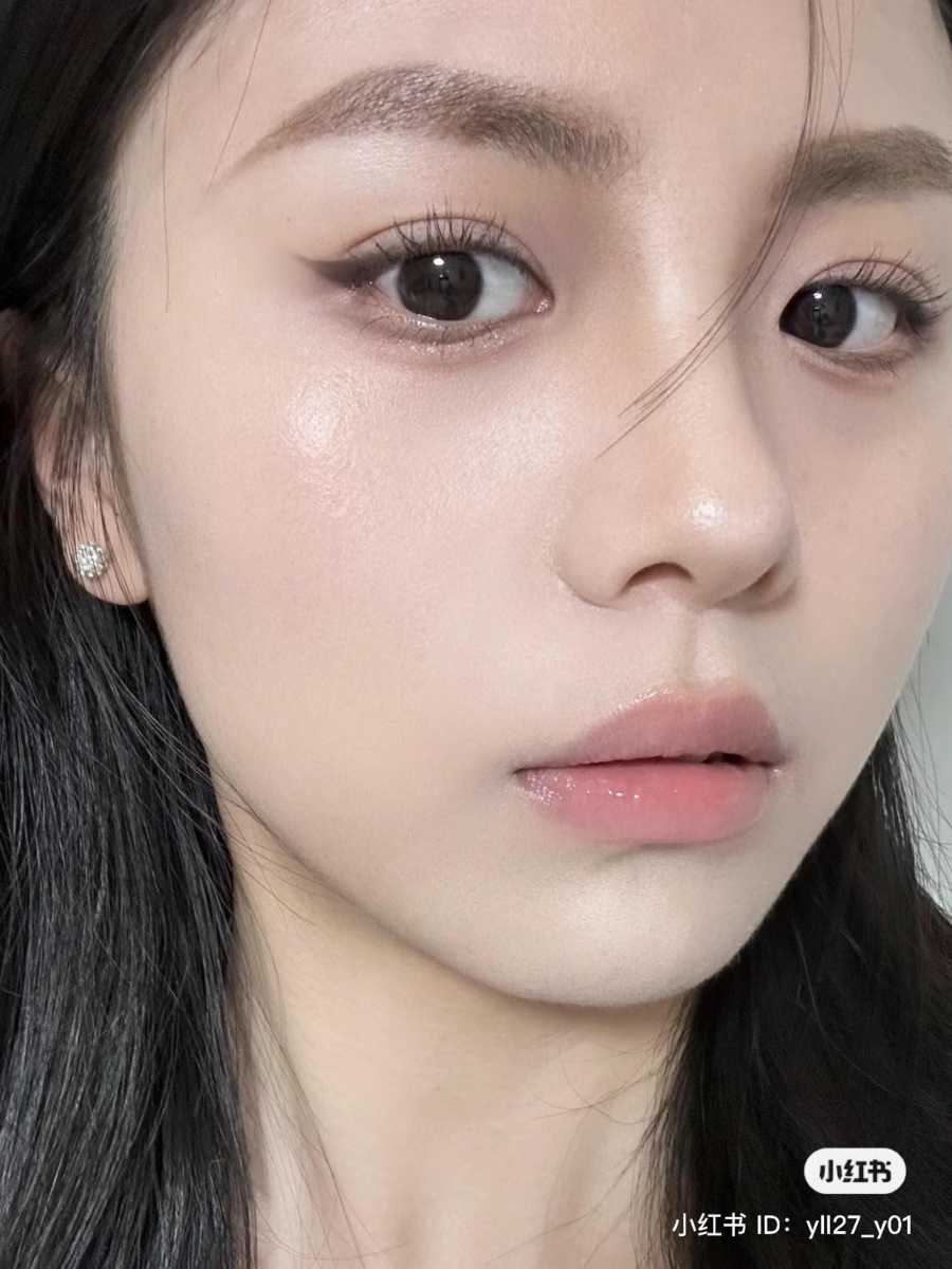 打底色的选择也非常关键