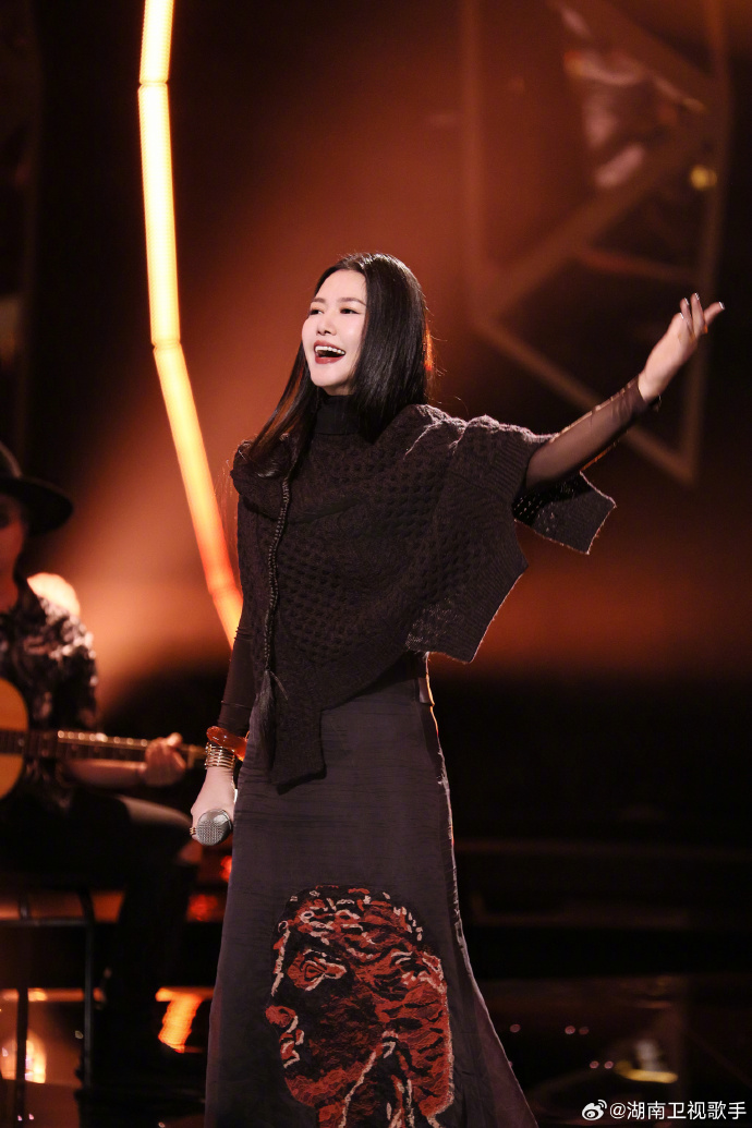 总决赛有帮唱环节