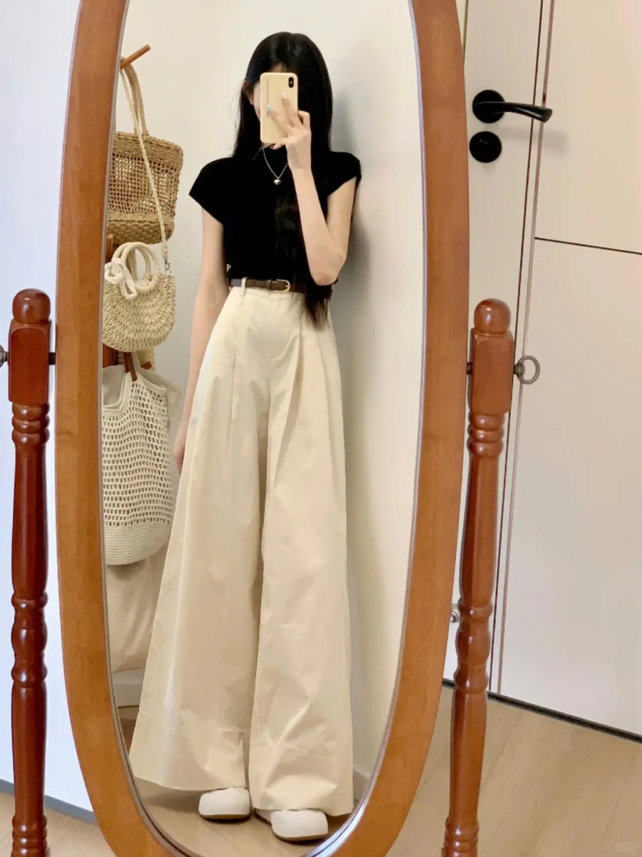 7、米白色+黑色