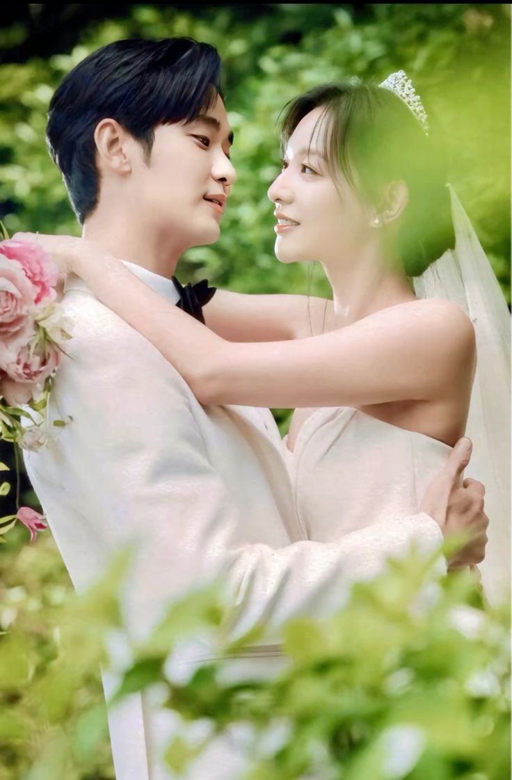 金秀贤与金智媛