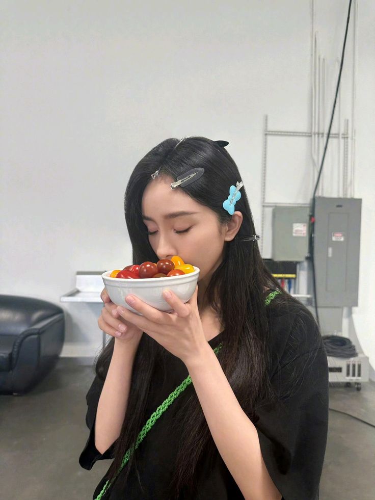 2. 保持均衡饮食：