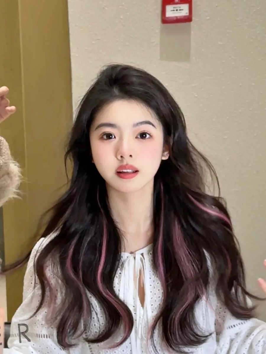 9、黑茶色+树莓粉