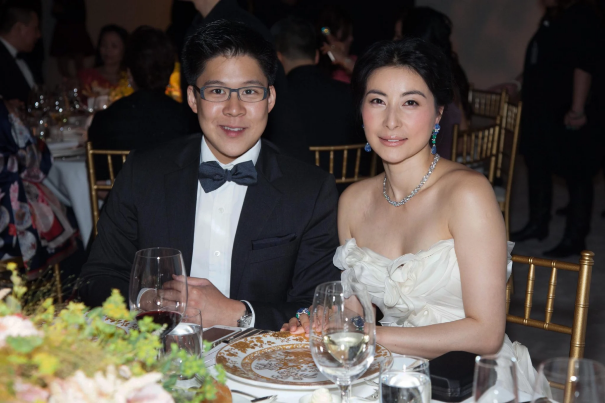 和香港富豪霍启刚结婚