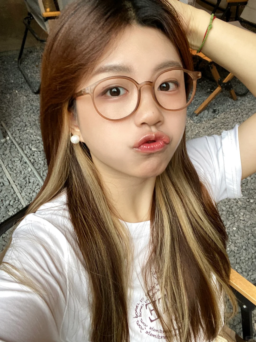 4、茶棕色+白金色