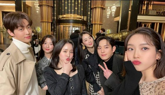 不和人缘好的人交朋友？