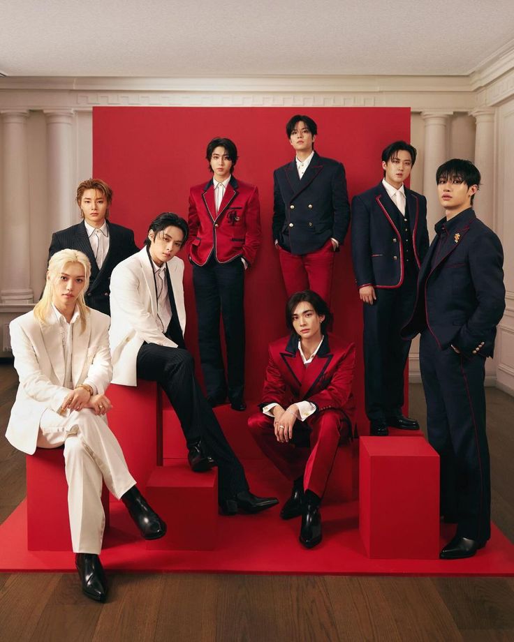 全员到齐出席 Met Gala 男团