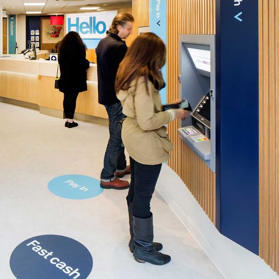 懂得如何存钱，才可以帮助管理自己的财富。