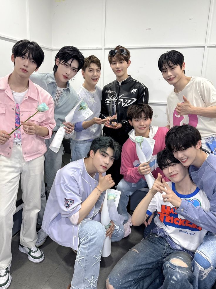 个别在不同的音乐盛典中获得最佳新人的奖项