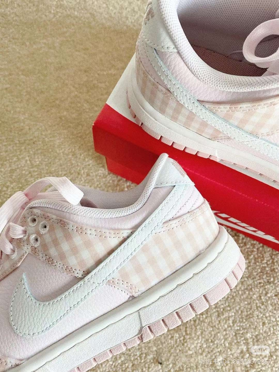 NIKE DUNK