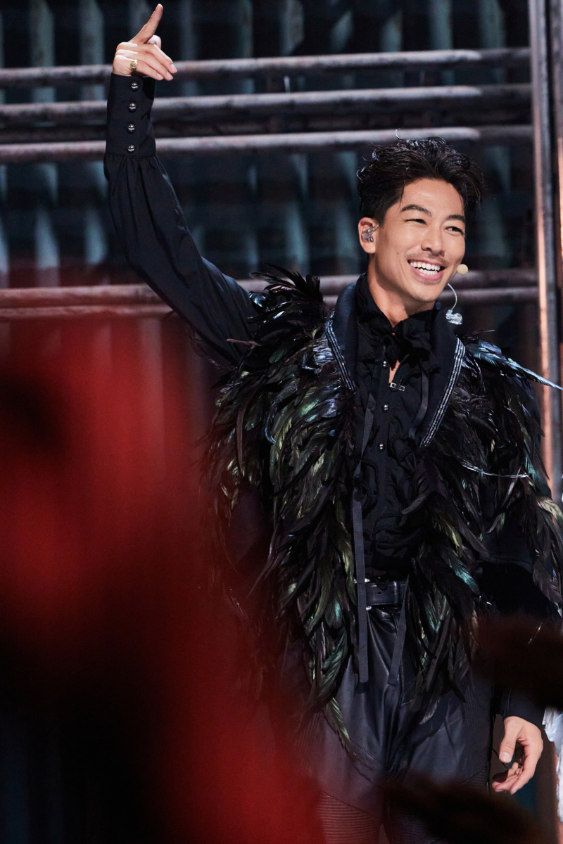 韓國MZ 世代文化指標」李泳知的自信金句來了！ 今天即將亮相高雄櫻花季的李泳知，是一位才華洋溢、魅力十足的音樂人，2018  年，她參加選秀節目《高等Rapper》，以驚人實力成為節目史上最年輕的女冠軍；2022 年更在韓國饒舌節目《Show Me The Money  11》中奪冠，成為首位女 ..., image size:800x1200