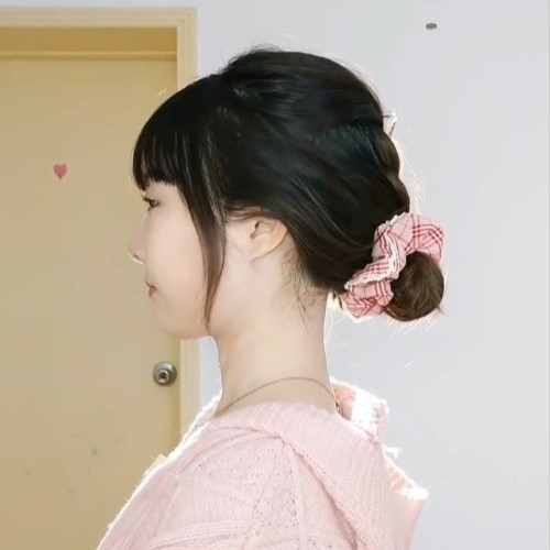 「低丸子头」发型 4（适合中短发）