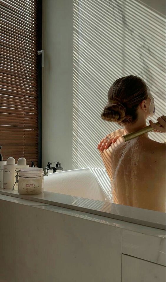 1、到家立刻洗澡