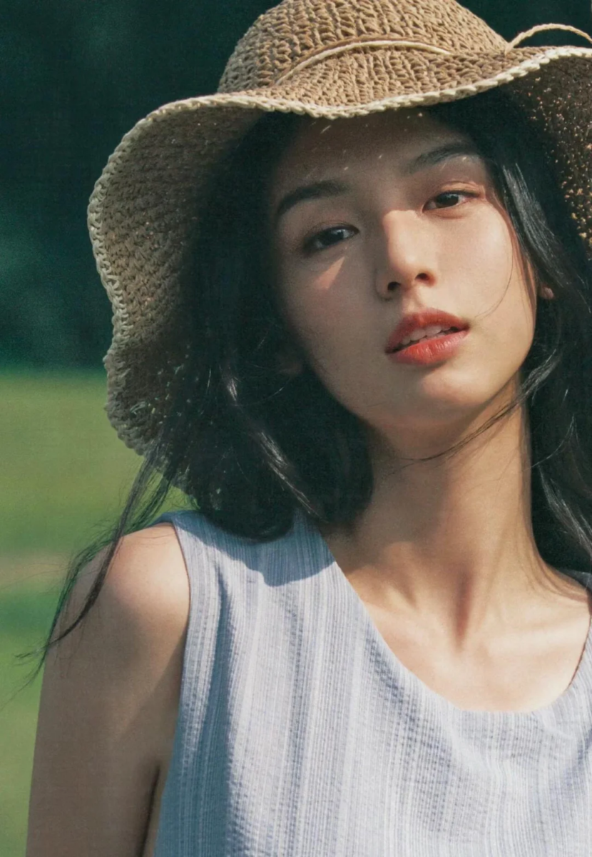 4、善用「配饰」加强氛围感