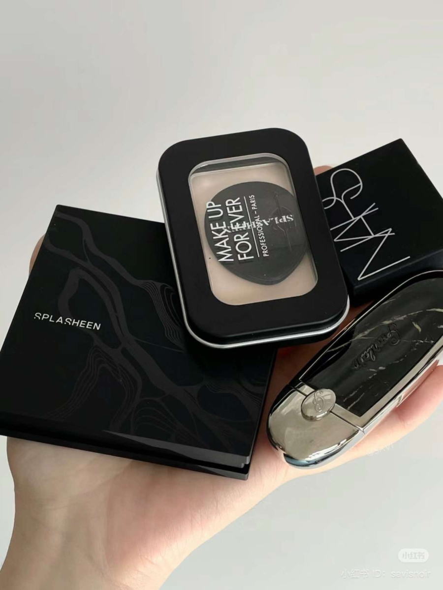 Guerlain 黑天鹅色系单品