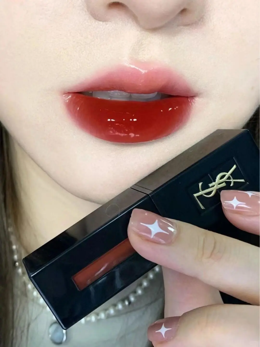 2、YSL 黑管唇釉 #416
