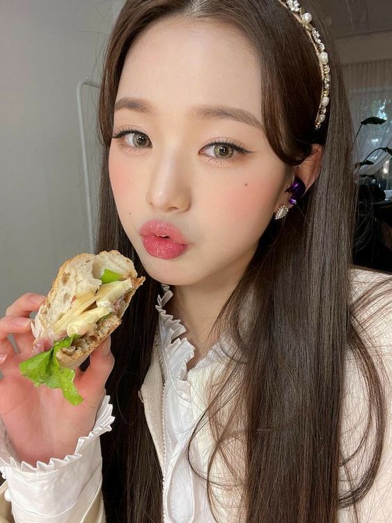 饮食中摄入过多高糖高脂食物