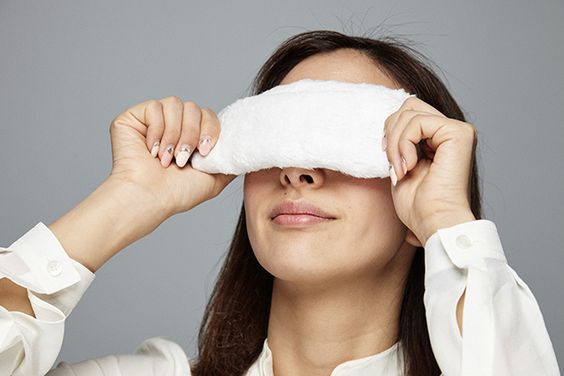 黑眼圈急救一、毛巾热敷