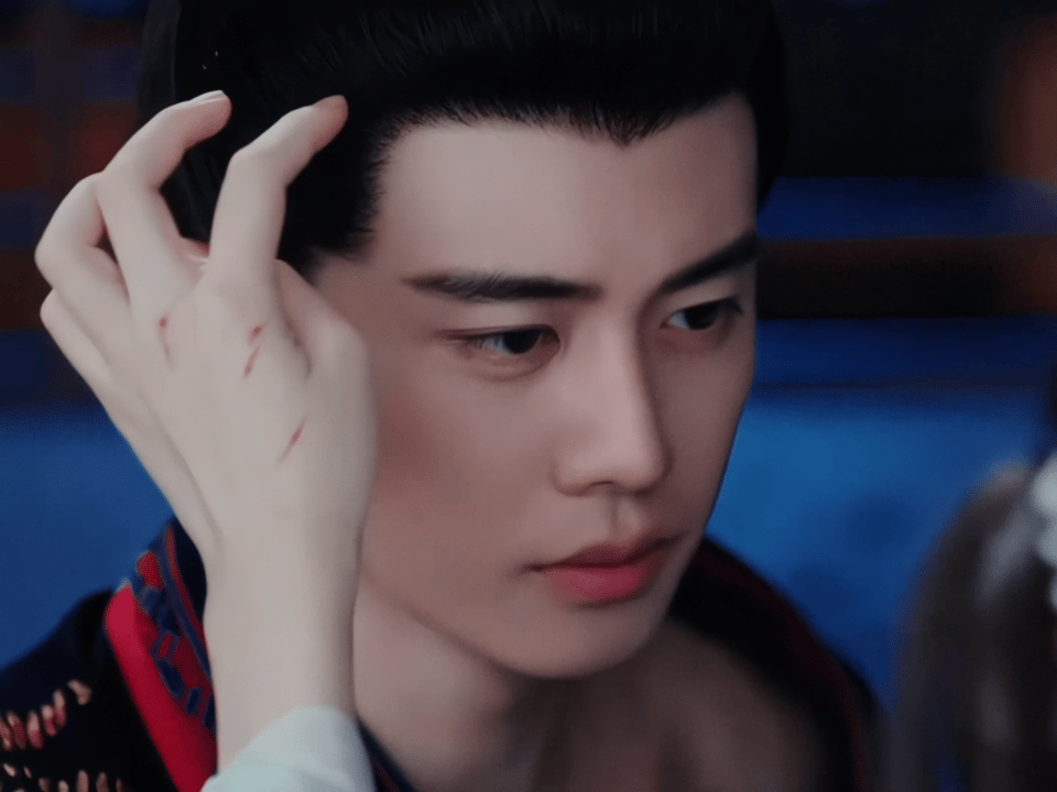 任嘉伦扮相梦回“小南辰王”