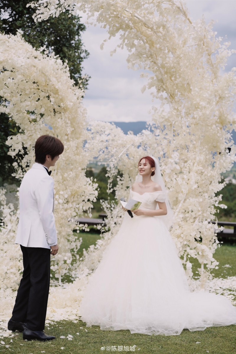 浪漫而温馨的婚礼