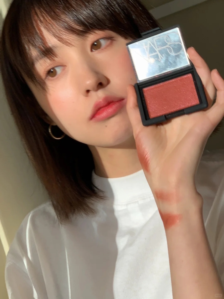 NARS 腮红推荐 | 3、DOMINATE（霸气玫红）