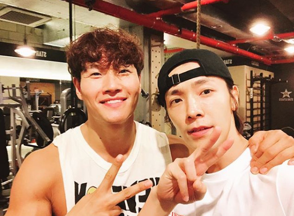 李东海、金钟国