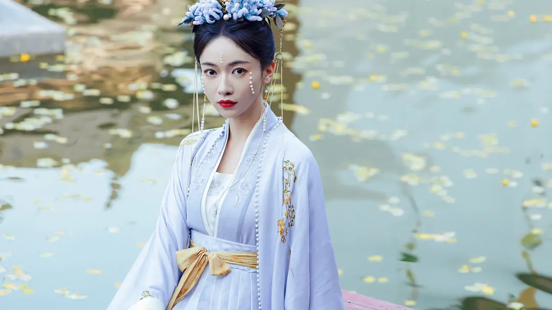 2024古装剧最受欢迎女主角 TOP 5:《墨雨云间》薛芳菲/ 吴谨言 饰