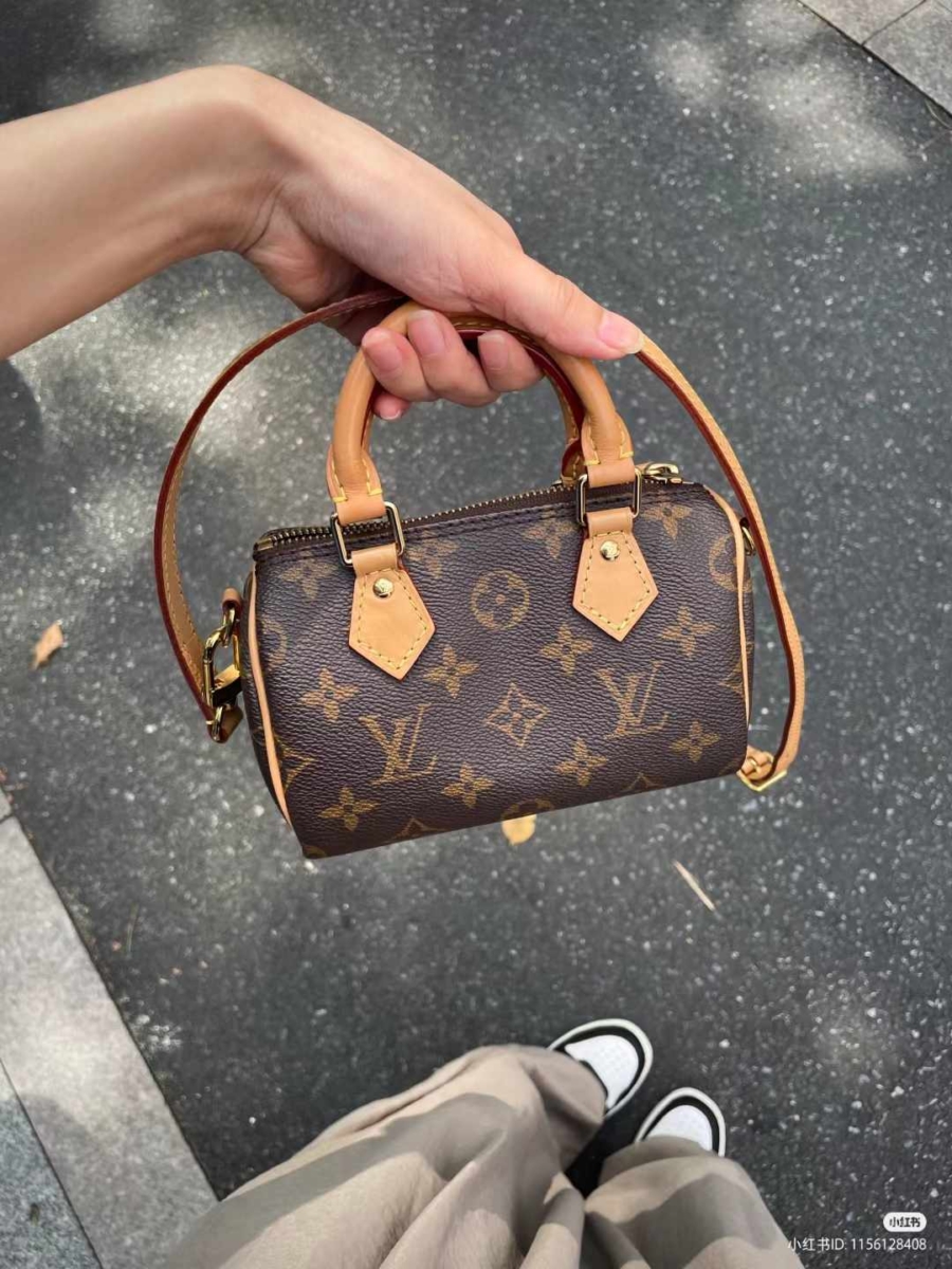 3、LV Nano Speedy Mini波士顿包