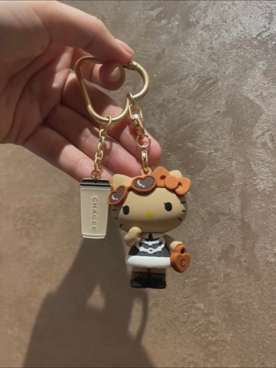 Chagee x Hello Kitty 联名周边：Kitty 硅胶挂件