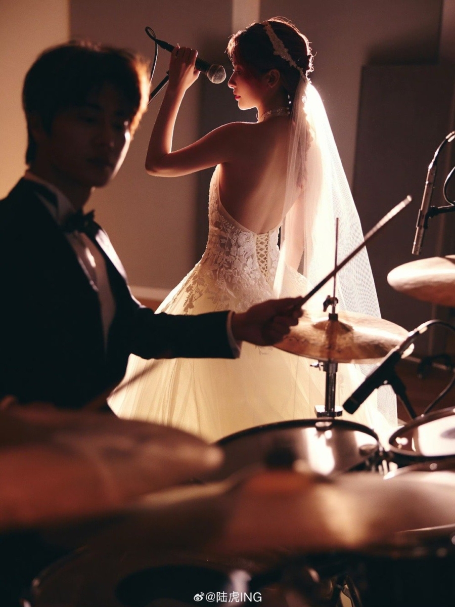 陆虎对嘘嘘一见钟情