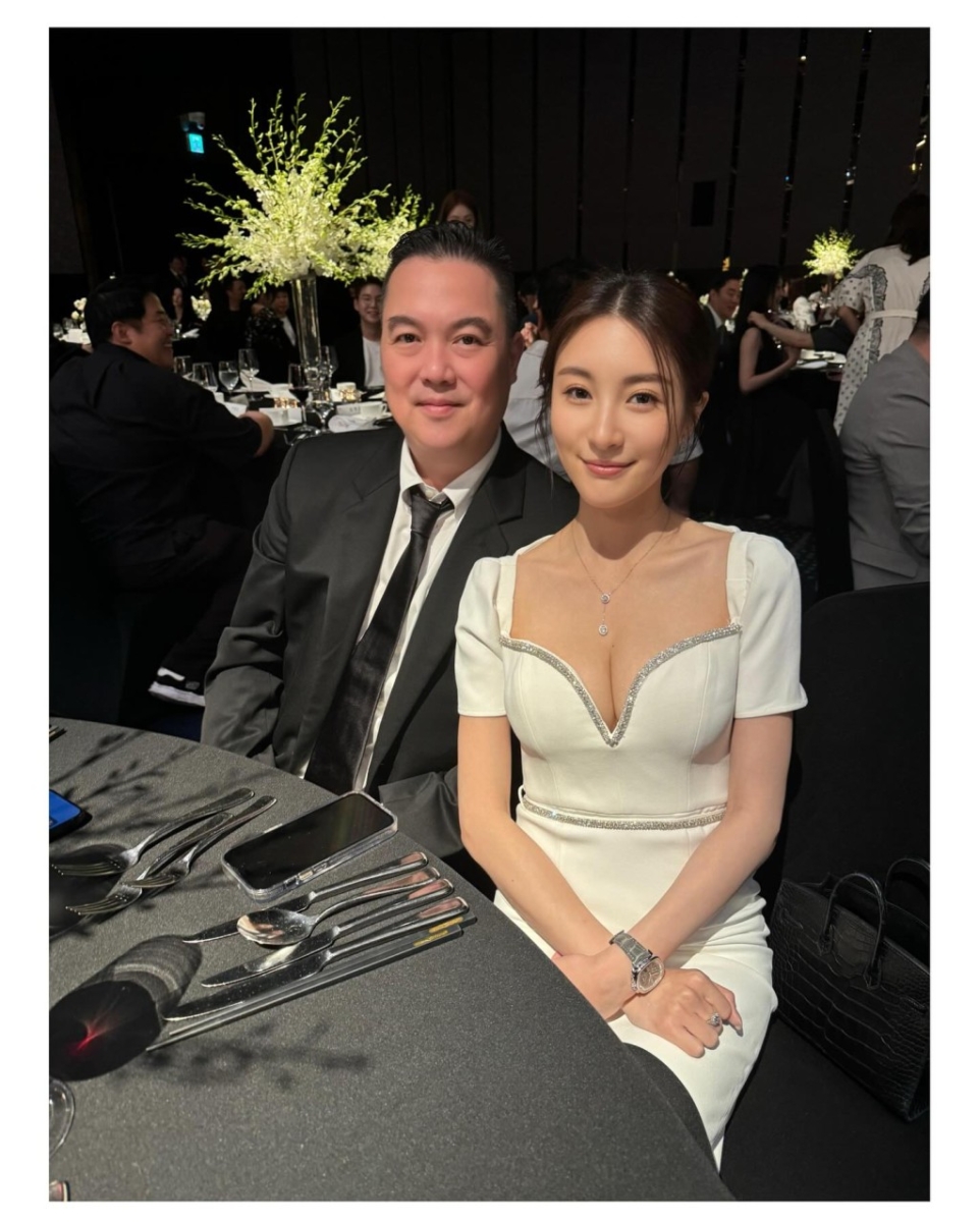林夏薇和老公合照