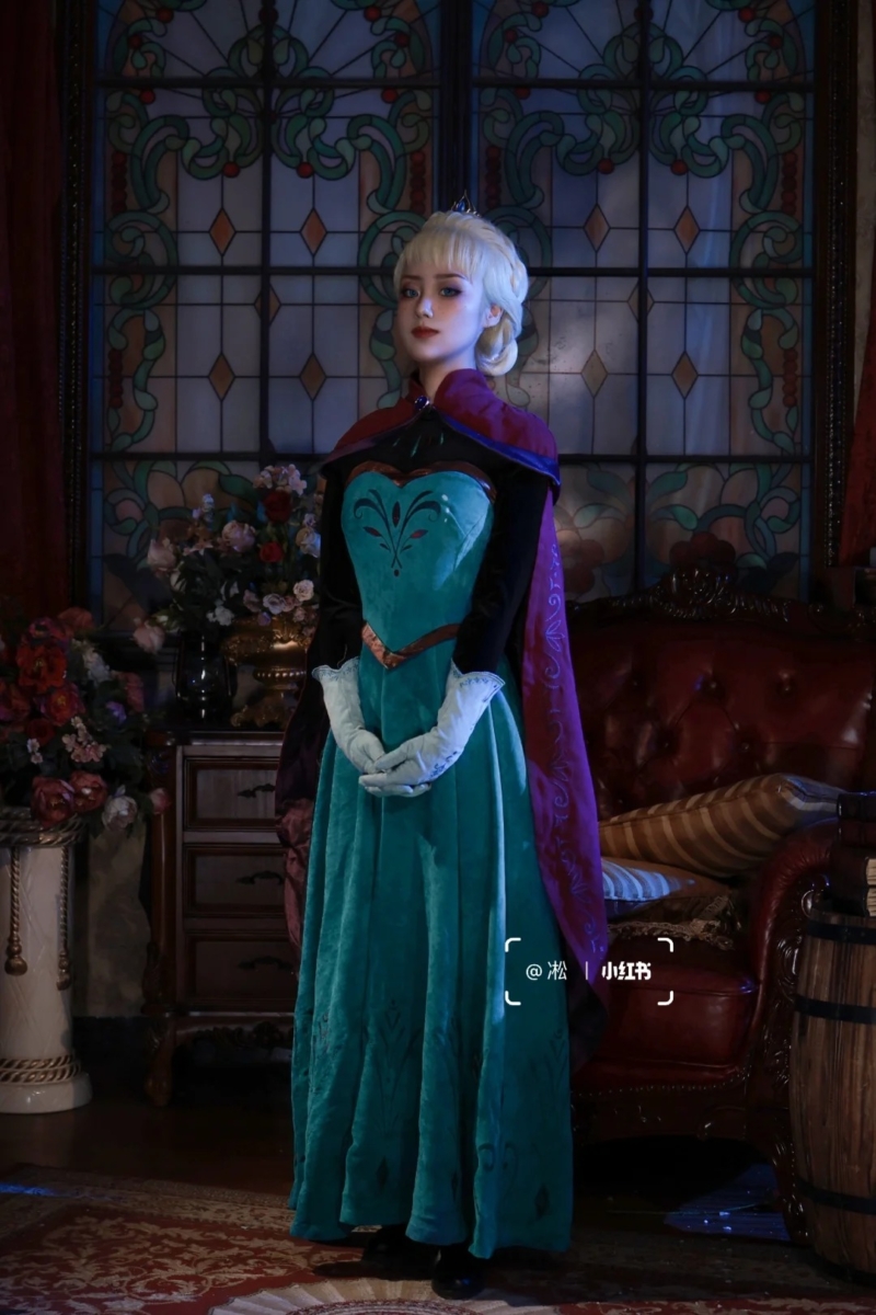 《冰雪奇缘》艾莎