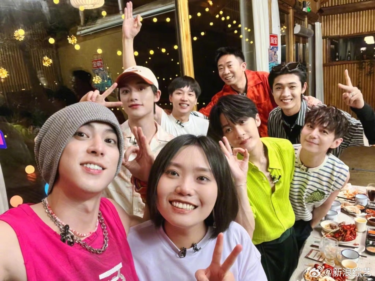 《你好，星期六》