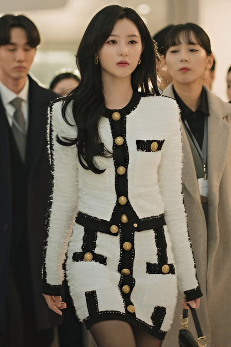 争取机会抛头露面