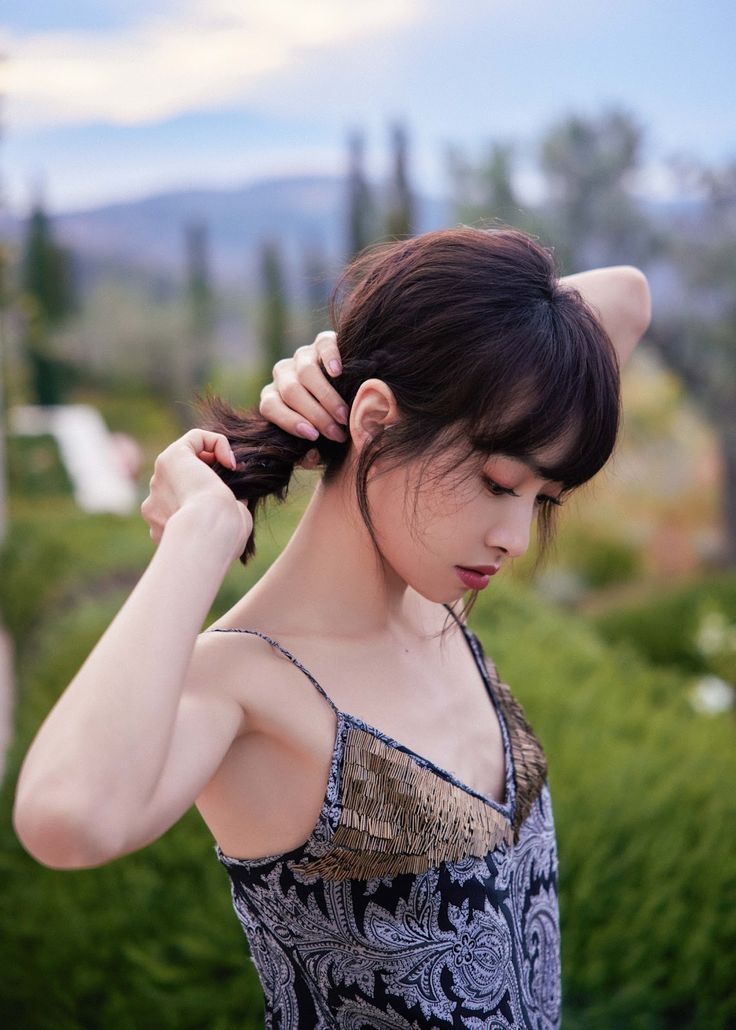 1、同事之间没朋友