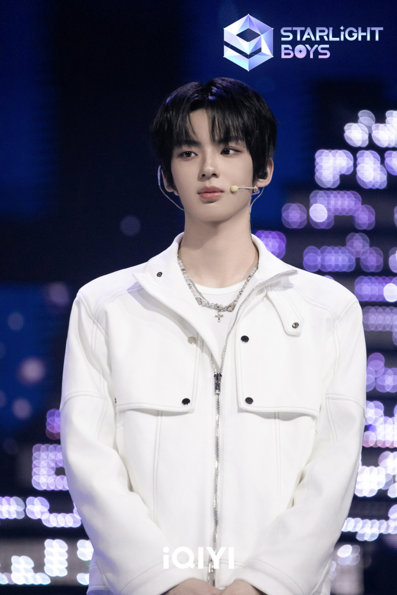 第11名：何禧龙（609,883 票）