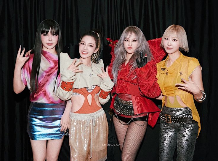 2NE1