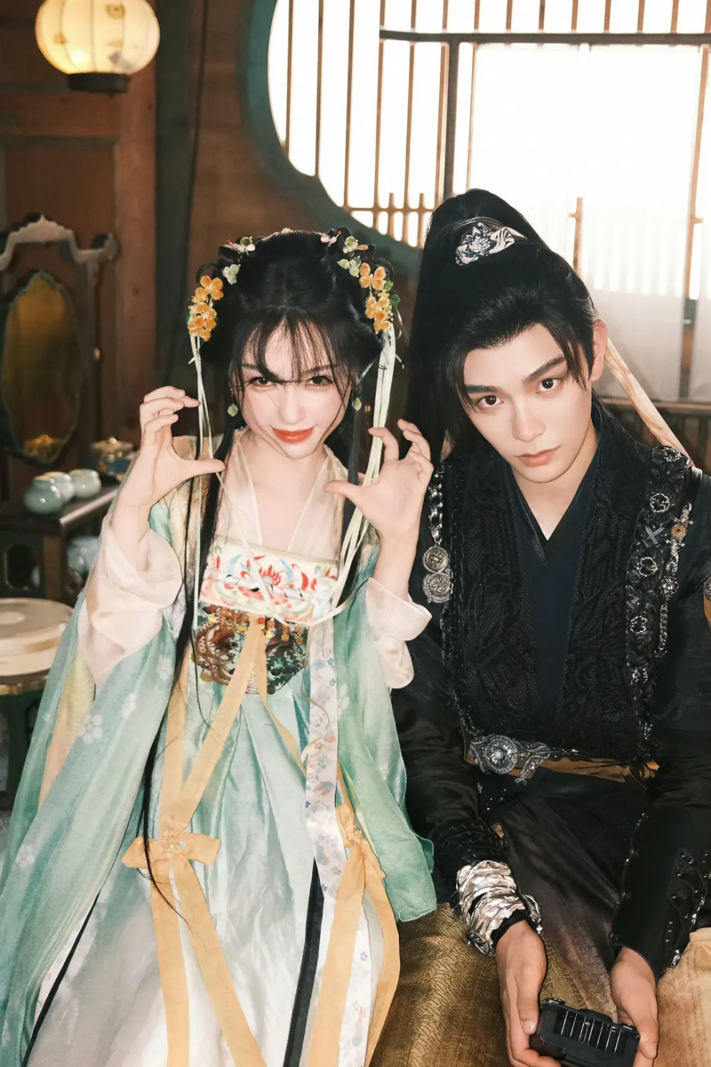 2024年 ·《永夜星河》饰演「凌妙妙」