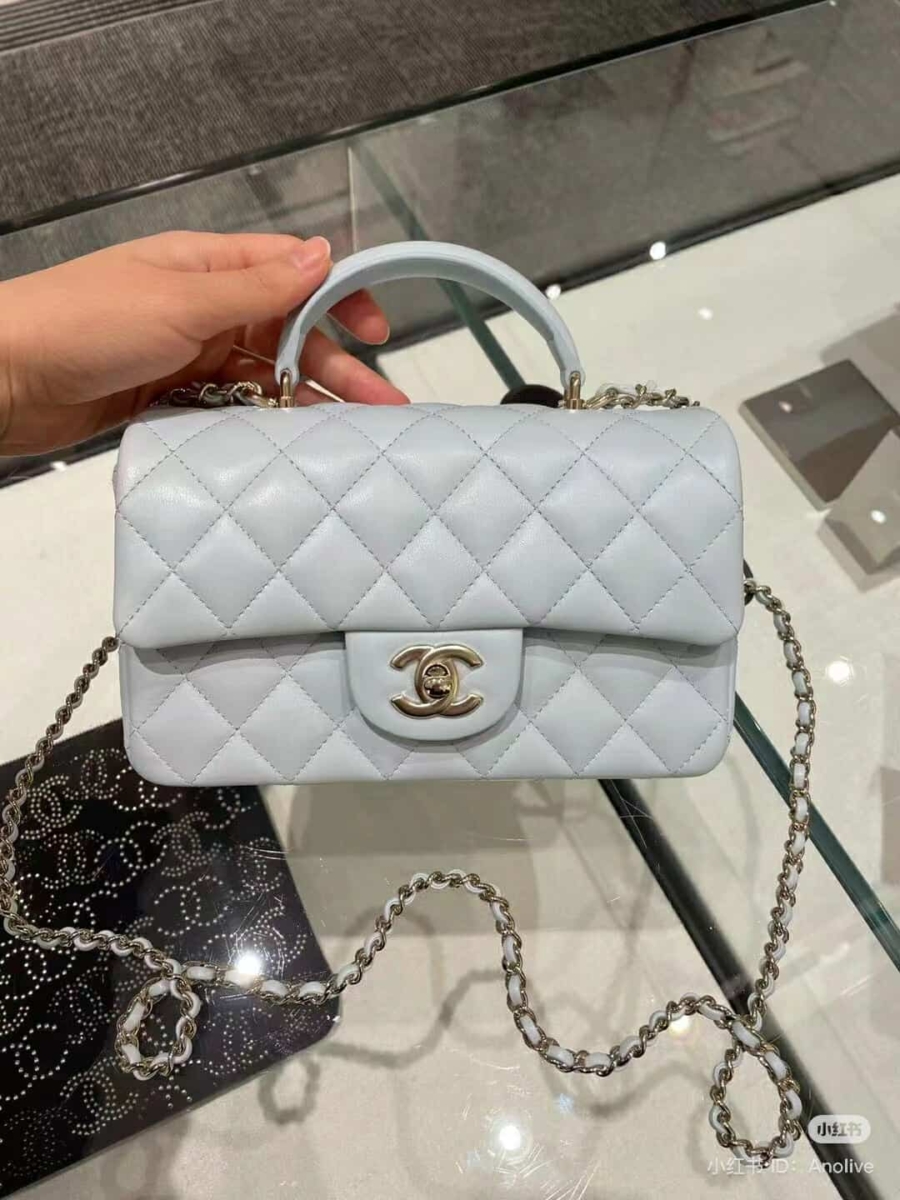 为任何装扮增添清新活力