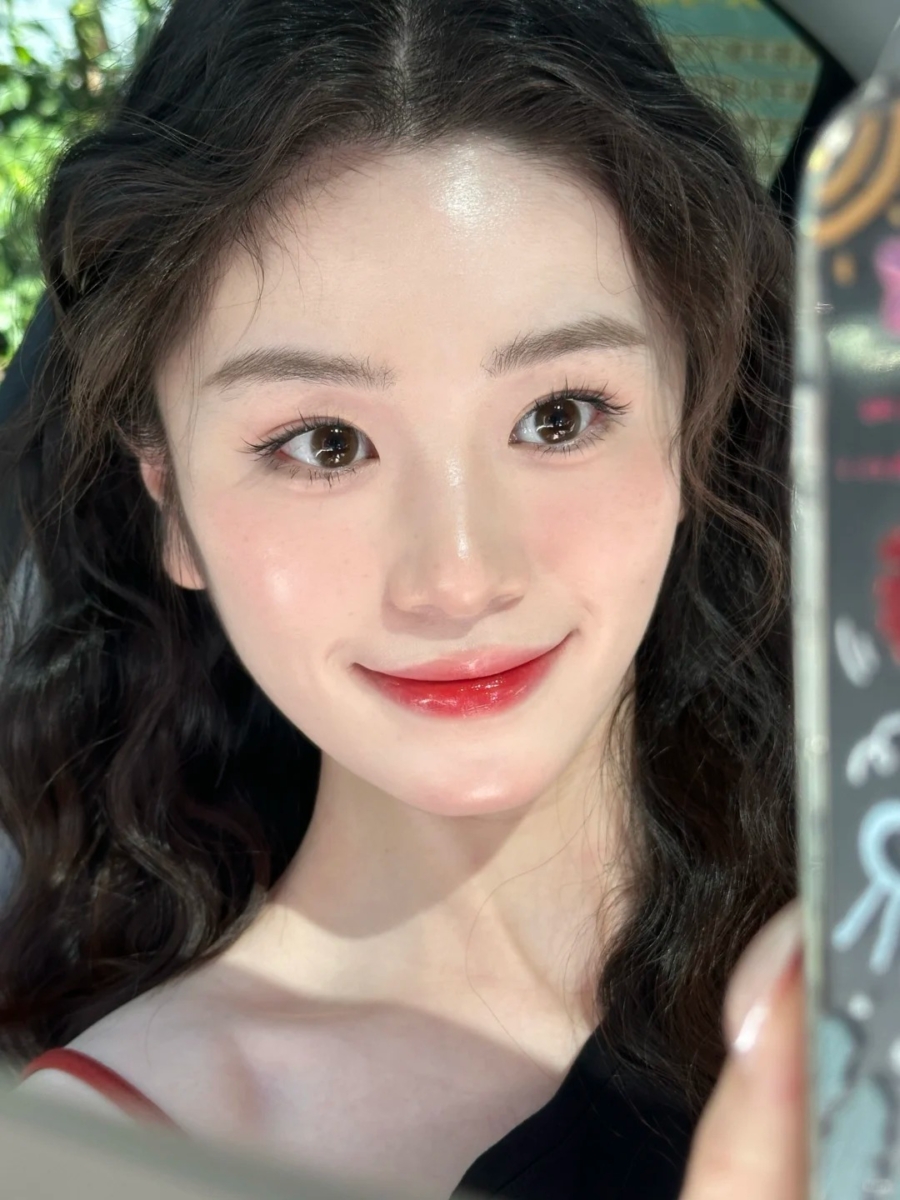 10秒自测你是”深唇“还是”浅唇“？